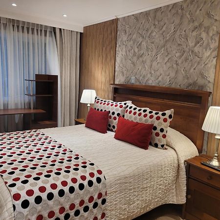 Hotel Puerta Del Lago Пуерто Варас Екстериор снимка