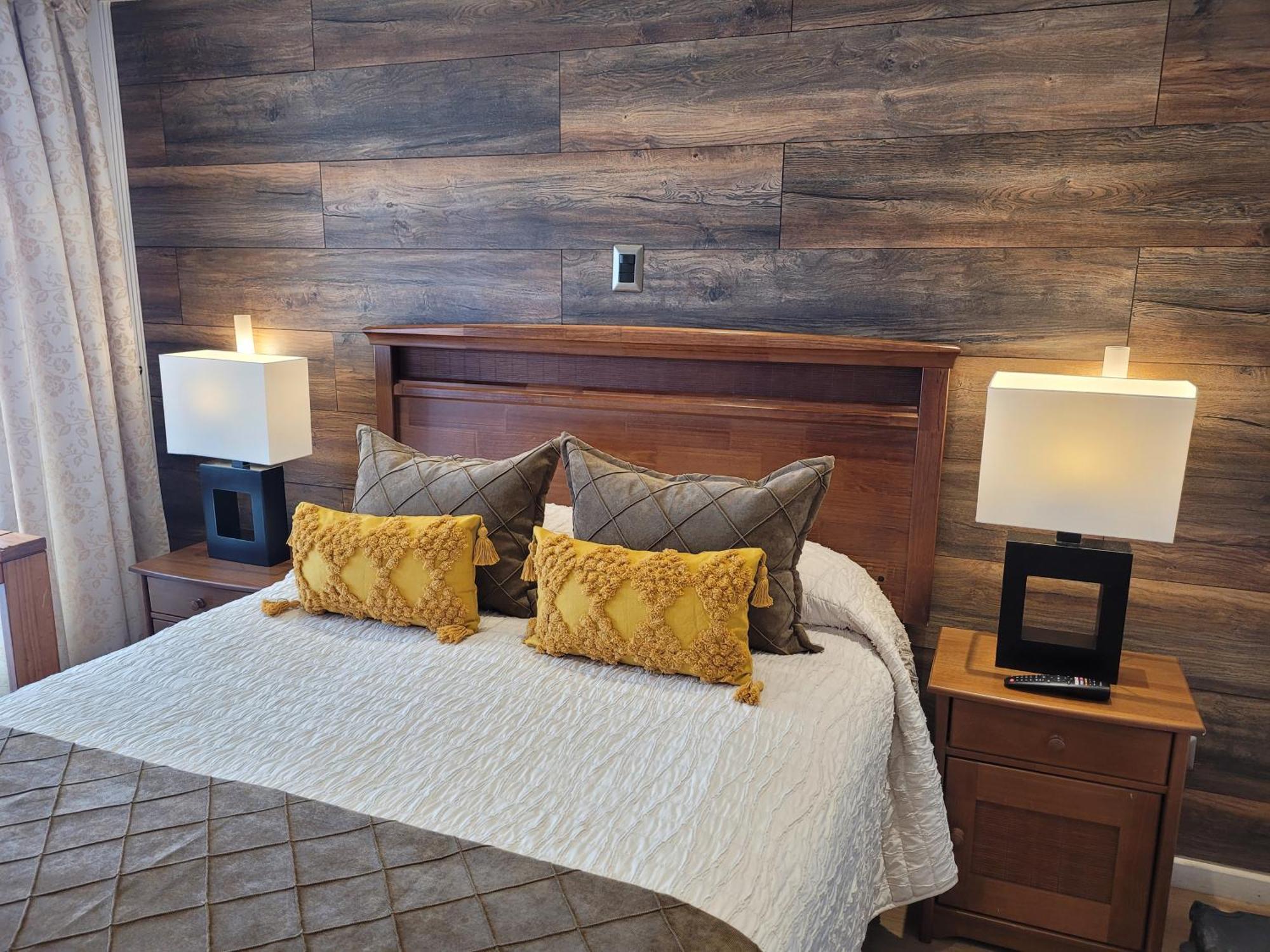 Hotel Puerta Del Lago Пуерто Варас Екстериор снимка