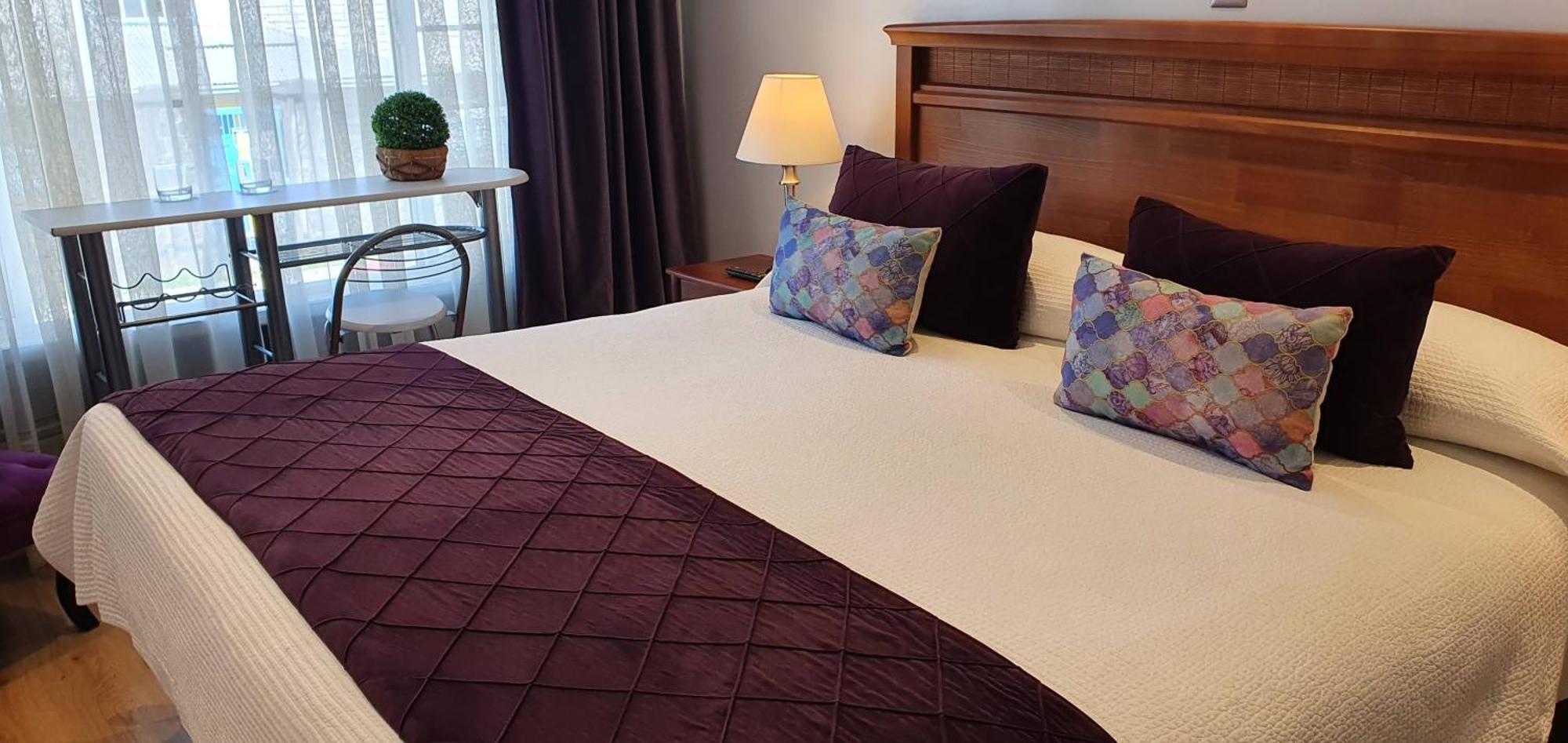 Hotel Puerta Del Lago Пуерто Варас Екстериор снимка