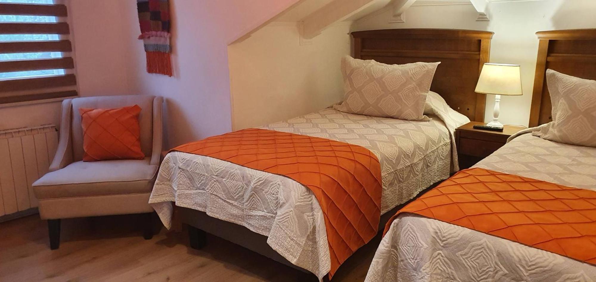 Hotel Puerta Del Lago Пуерто Варас Екстериор снимка