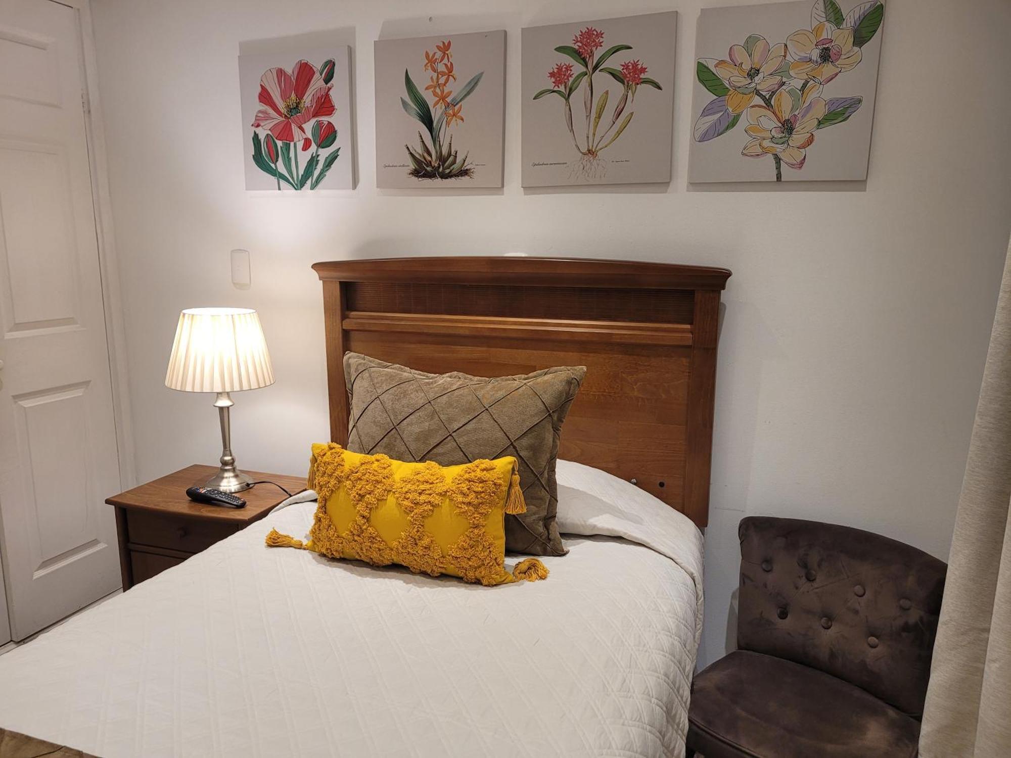 Hotel Puerta Del Lago Пуерто Варас Екстериор снимка