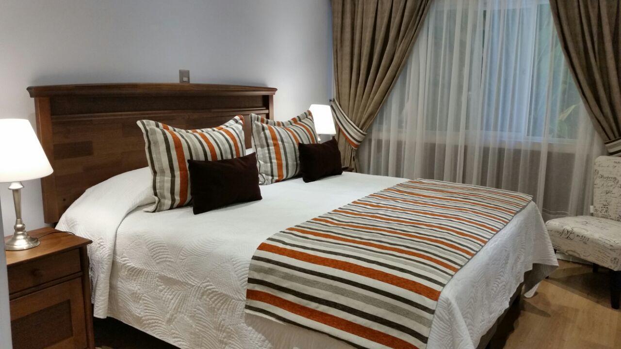 Hotel Puerta Del Lago Пуерто Варас Екстериор снимка